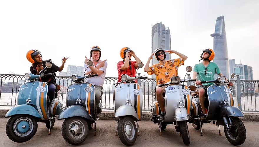 Vespa Adventures